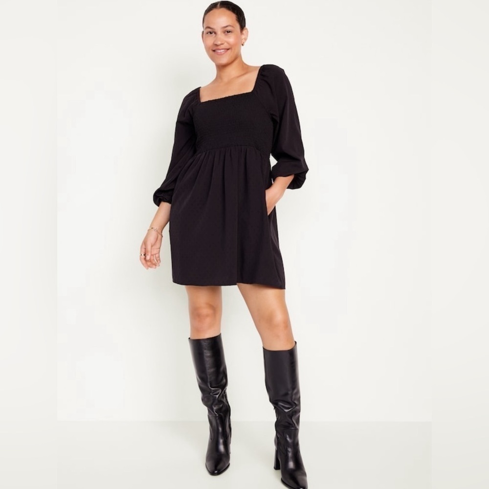 NWT! On Black Clip Dot Fit & Flare Long-Sleeve Mini Dress - Multiple Sizes💜 - Picture 8 of 10